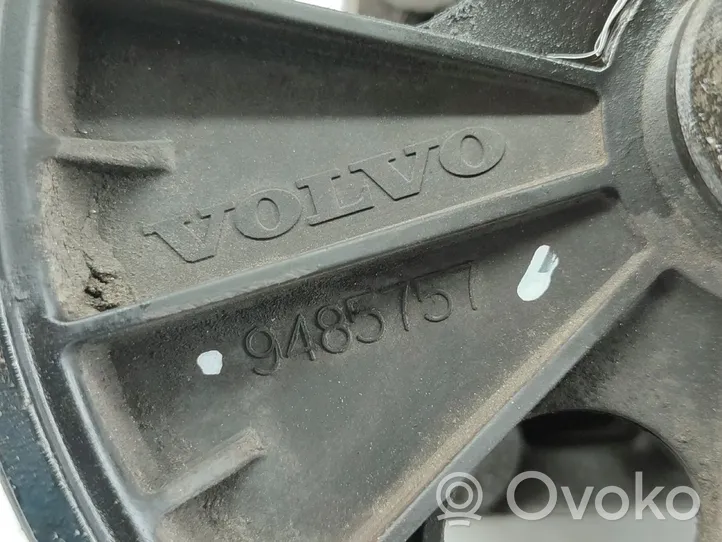 Volvo S40, V40 Ohjaustehostimen pumppu 