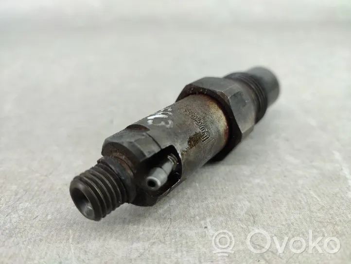 Peugeot 504 Injecteur de carburant 