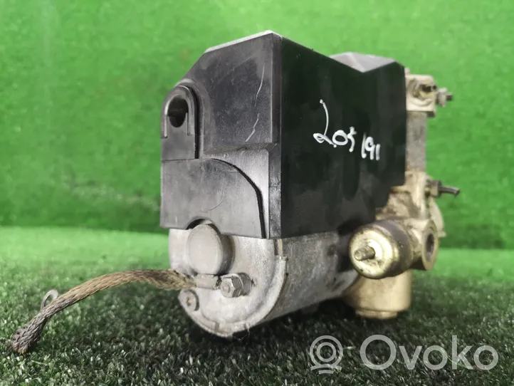 Mercedes-Benz 190 W201 ABS Pump 