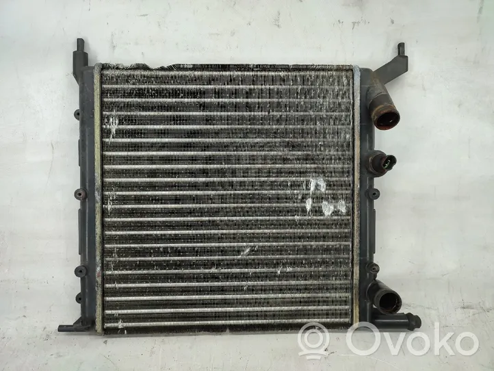 Renault Clio I Radiateur de refroidissement 