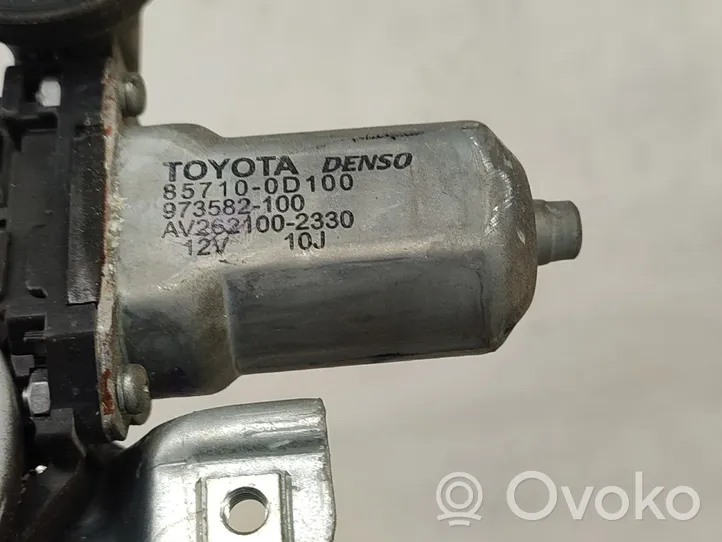 Toyota Yaris Etuikkunan nostomekanismi ilman moottoria 