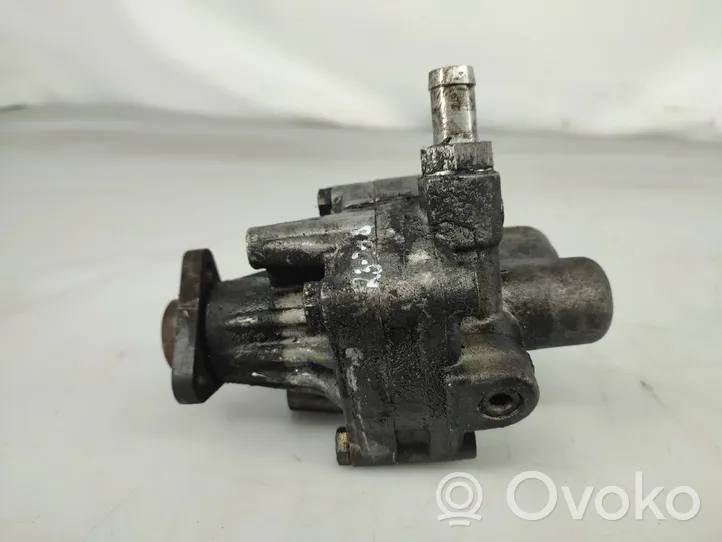 Audi A4 S4 B5 8D Vairo stiprintuvo siurblys 