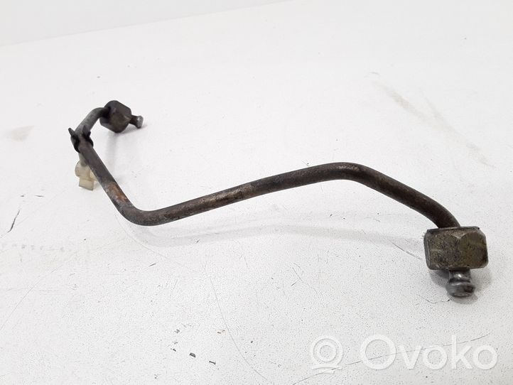 Volkswagen PASSAT B5 Tuyau d'alimentation d'injecteur de carburant 