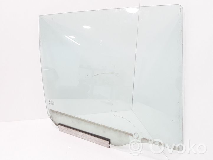 Opel Zafira A Rear door window glass 