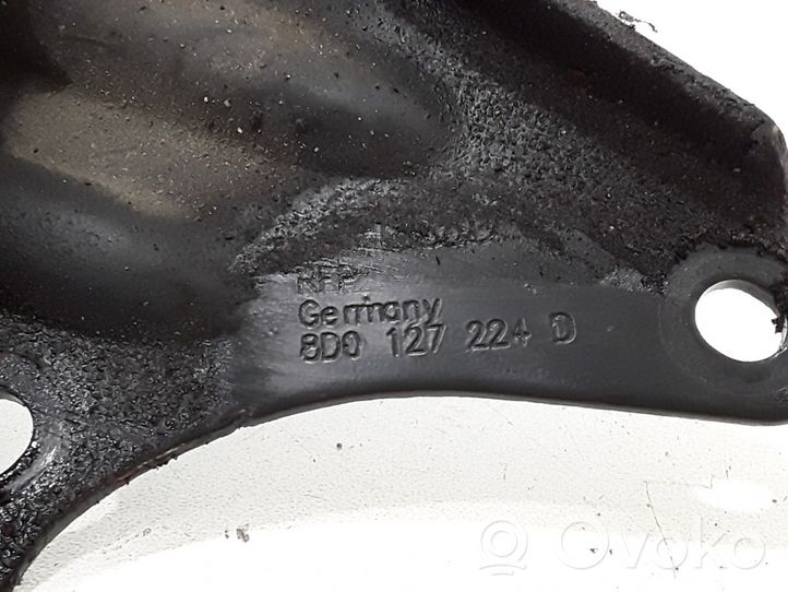 Volkswagen PASSAT B5.5 Staffa/supporto di montaggio del filtro carburante 8D0127224D