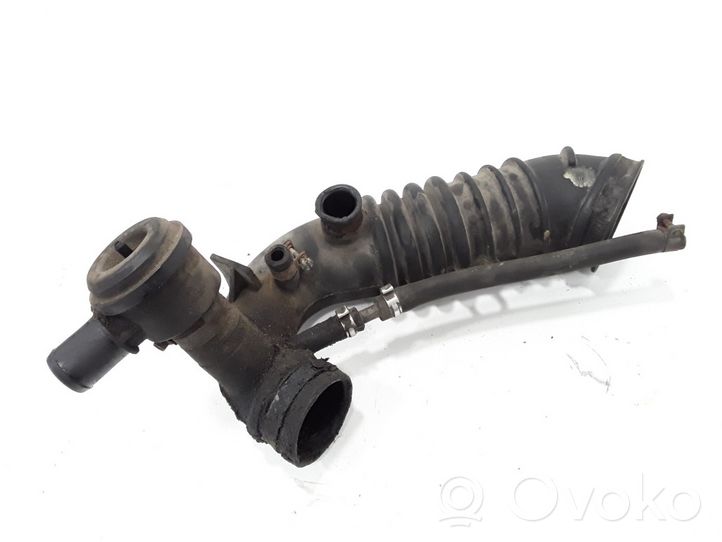 Audi A4 S4 B5 8D Turbo air intake inlet pipe/hose 058133356A