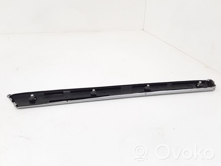 BMW 3 E46 Rivestimento del vano portaoggetti del cruscotto 8213993