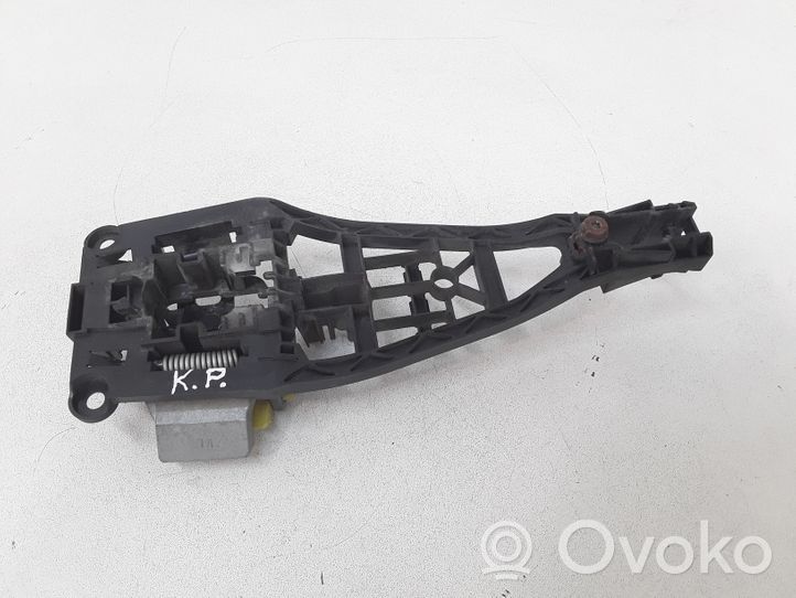 Opel Astra H Klamka/wspornik zewnętrzny drzwi przednich 24463523