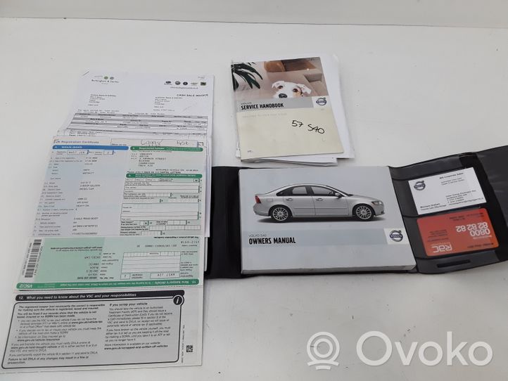 Volvo S40 Manual de usuario 