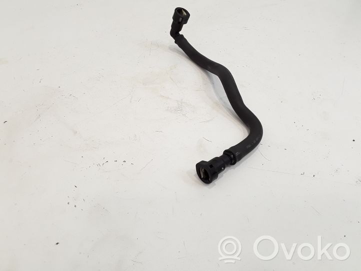 Volvo S40 Tuyau depression pompe à vide 8621128