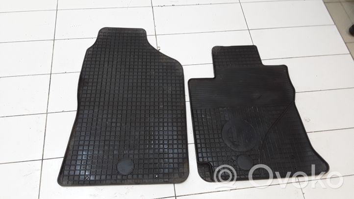 Toyota Corolla Verso E121 Tapis de sol avant 