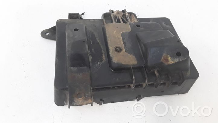 Opel Astra G Battery tray 7004330