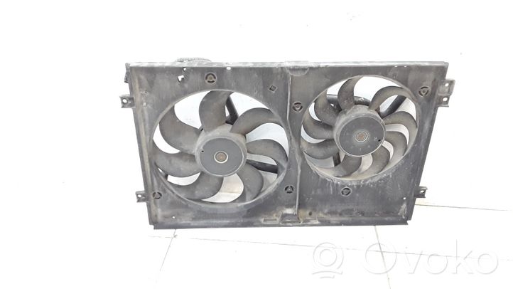 Volkswagen Bora Kale ventilateur de radiateur refroidissement moteur 1J0121207