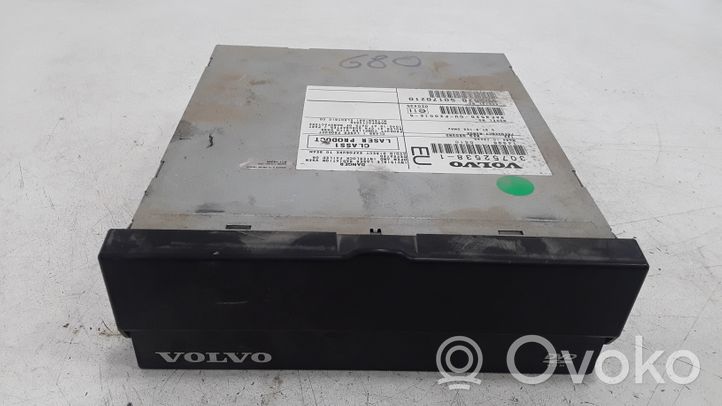 Volvo V70 Radio/CD/DVD/GPS-pääyksikkö 30752538