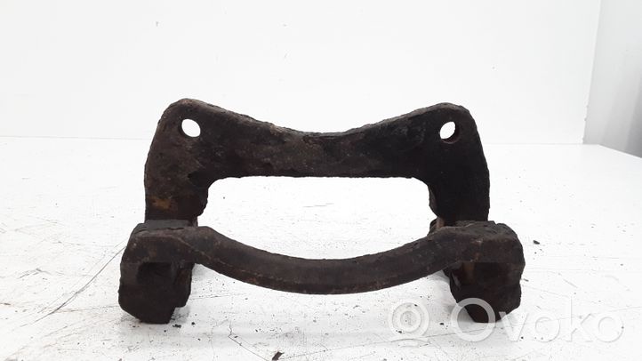 Toyota Corolla E120 E130 Plaquette / support d'étrier avant 