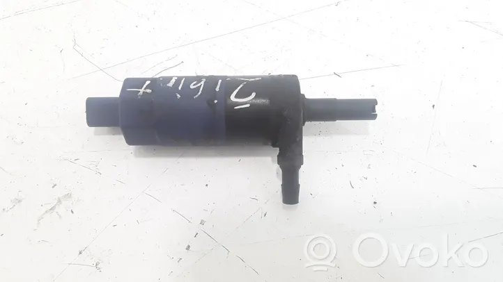 Citroen C4 Grand Picasso Headlight washer pump 8200331654