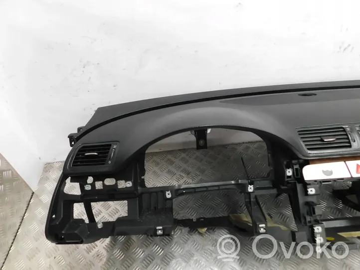 Volkswagen PASSAT B6 Airbag set with panel 