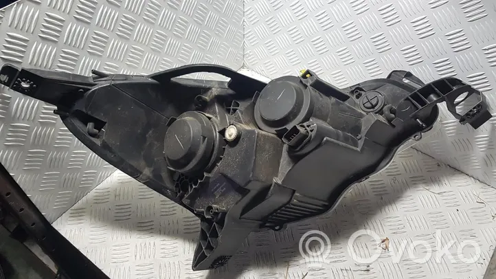 Citroen C3 Lampa przednia 085521134L