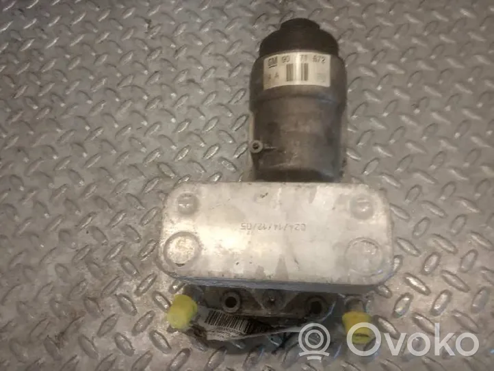 Opel Vectra C Radiador del aceite del motor 90571672