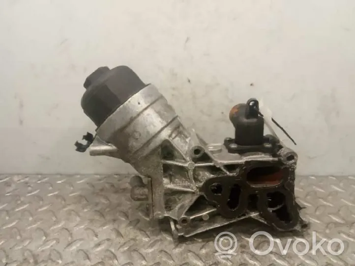 Opel Corsa D Radiateur d'huile moteur 55213469