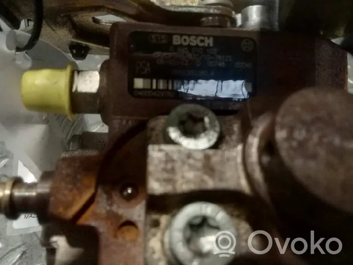 Mazda 3 Bomba de alta presión de inyección de combustible 9656300380