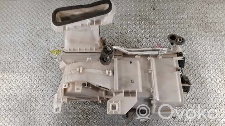 Toyota Prius (XW20) Salono oro mazgo plastikinis korpusas 8705047100