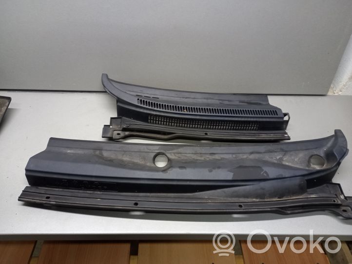 Toyota Corolla Verso E121 Rivestimento del tergicristallo 5570913030