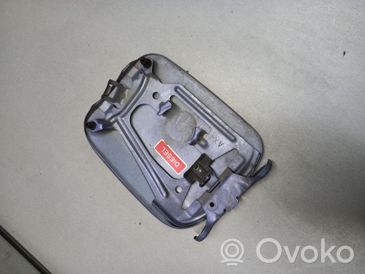 Nissan Micra Sportello del serbatoio del carburante 