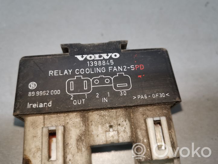Volvo 850 Aušinimo ventiliatoriaus rėlė 1398845
