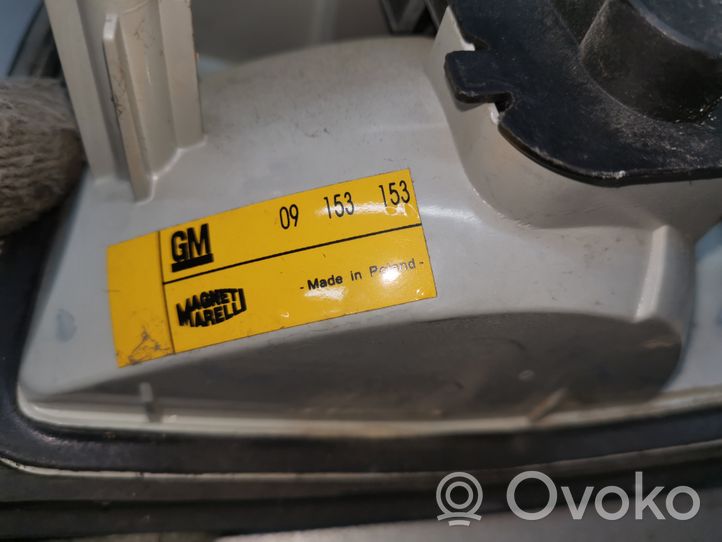 Opel Vectra B Aizmugurējais lukturis virsbūvē 09153153