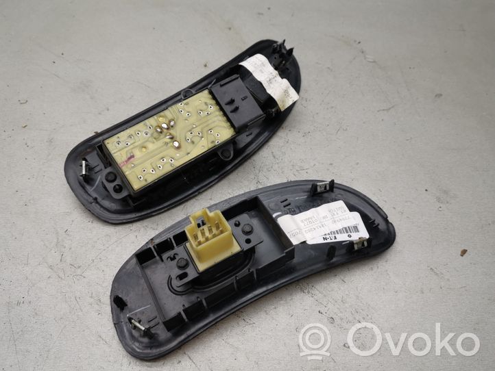 Dodge Grand Caravan Interruttore di controllo dell’alzacristalli elettrico 7794960