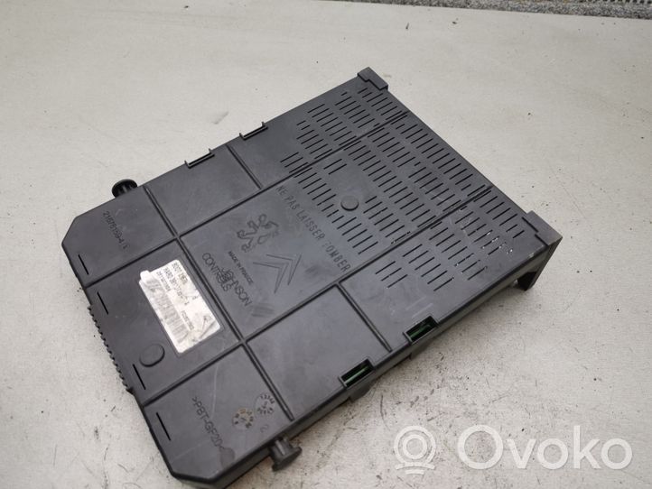 Peugeot 307 Module confort 281197280A