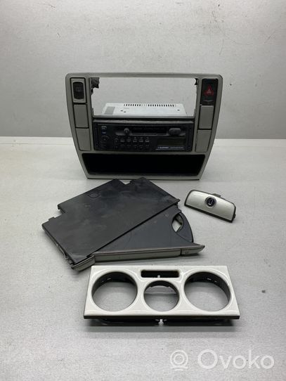 Volkswagen PASSAT B5 Unità principale autoradio/CD/DVD/GPS 86351327172