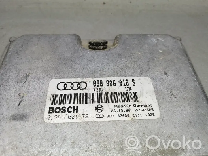 Audi A4 S4 B5 8D Unidad de control/módulo del motor 038906018S