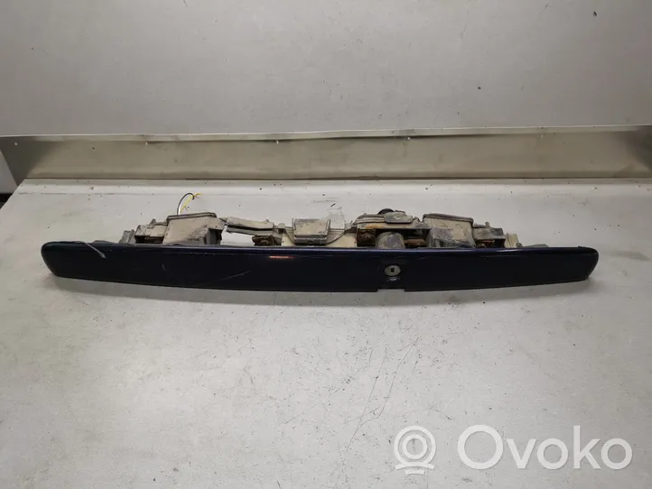 Volvo S70  V70  V70 XC Trunk door license plate light bar 09152705