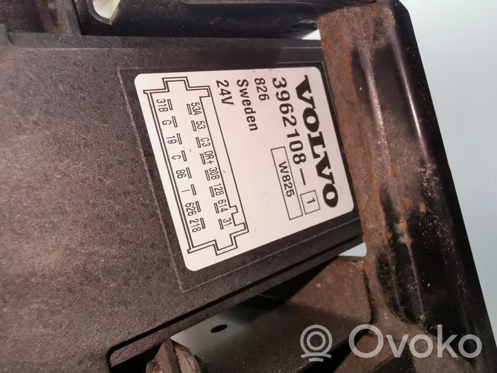 Volvo 440 Fuse module 39438631