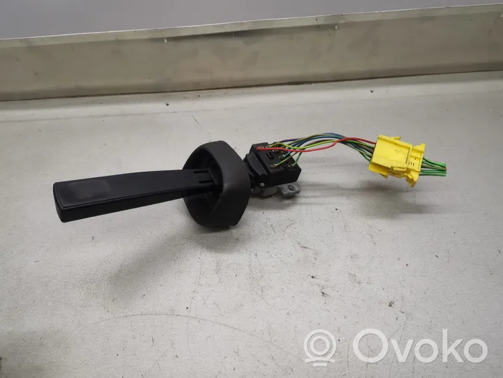 Volvo 440 Wiper control stalk 1624133