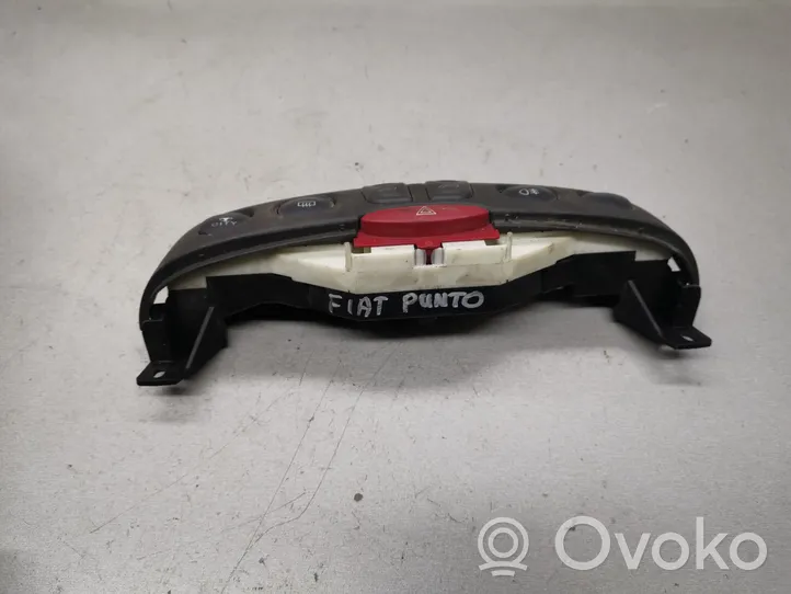 Fiat Punto (188) Set di interruttori B569