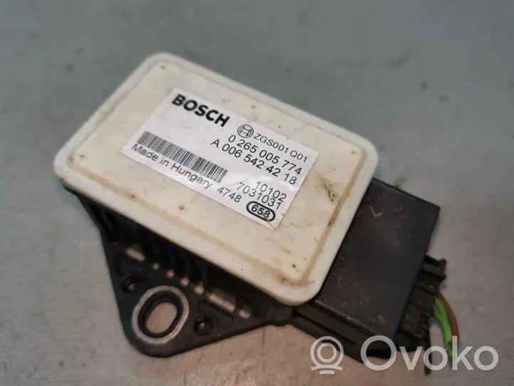 Mercedes-Benz Sprinter W906 Sensore di imbardata accelerazione ESP 0265005774