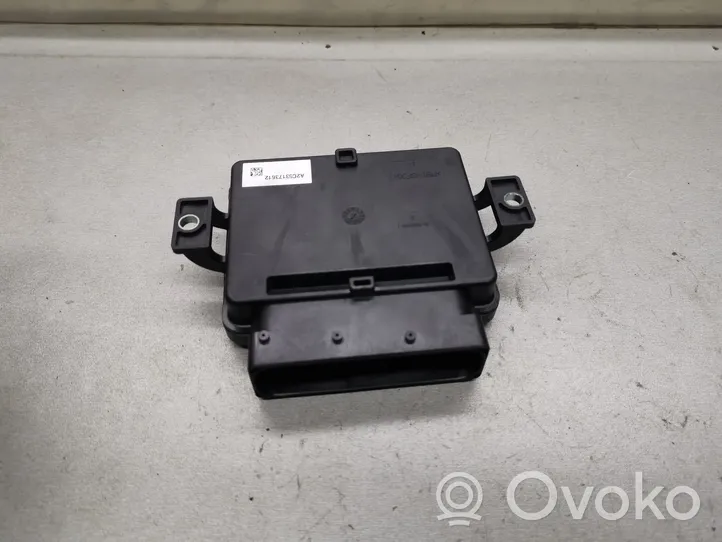 Audi A6 S6 C6 4F Hand brake control module 4F0907801A