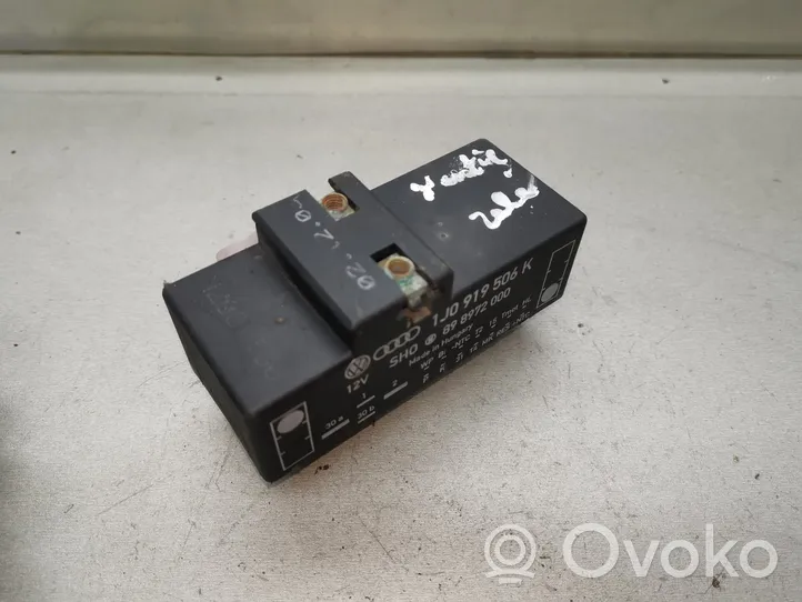 Volkswagen Golf IV Coolant fan relay 1J0919506K