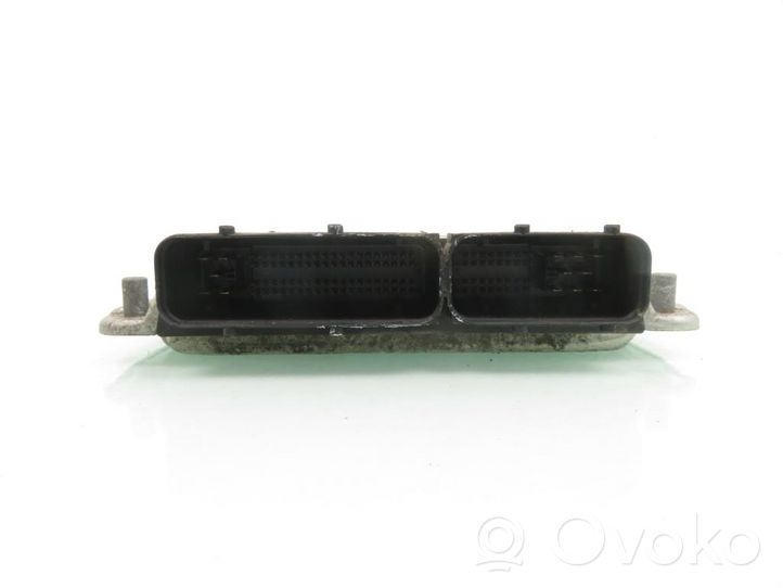 Volkswagen Bora Calculateur moteur ECU 0261207924