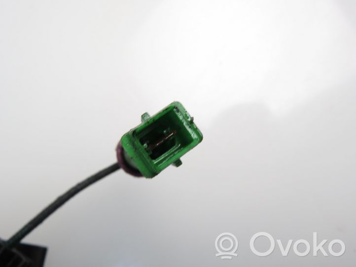 Opel Omega A Ilmastointilaitteen kompressorin pumppu (A/C) 