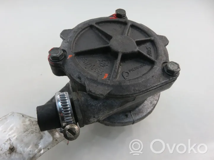 Volvo 260 Vacuum pump 