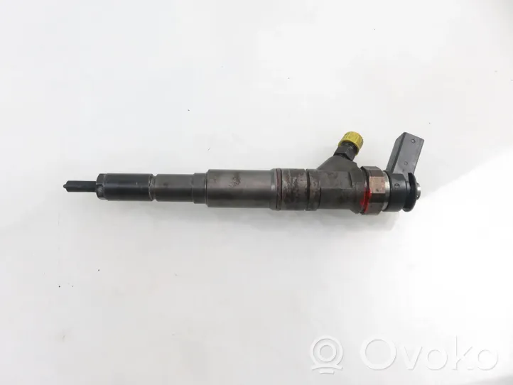 Volvo 780 Fuel injector 