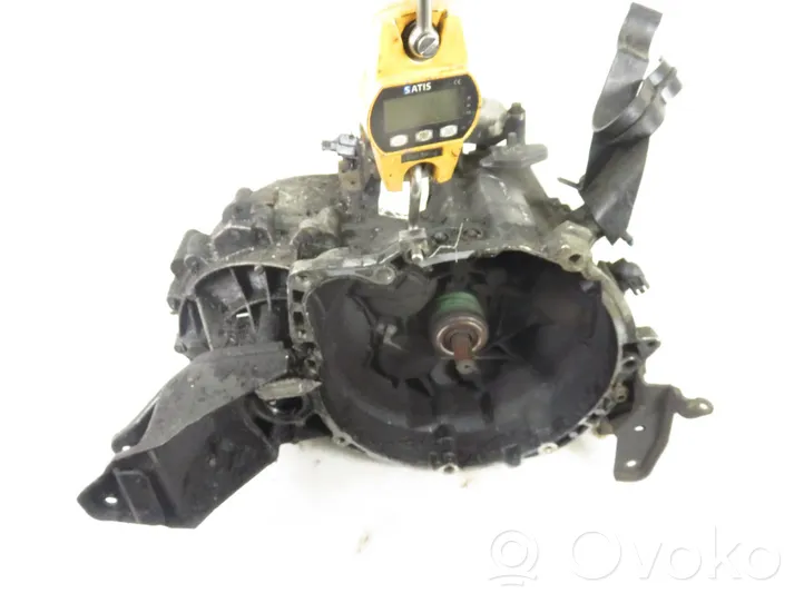 Volvo S40, V40 Manual 6 speed gearbox 