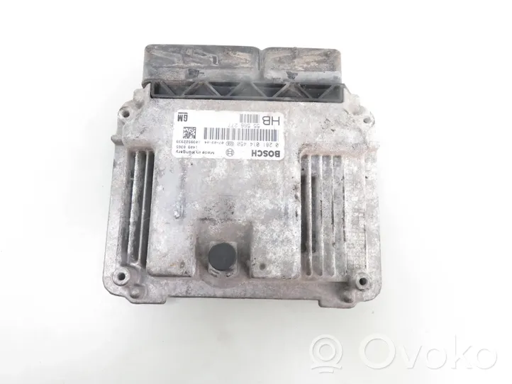 Opel Vectra C Sterownik / Moduł ECU 55566277