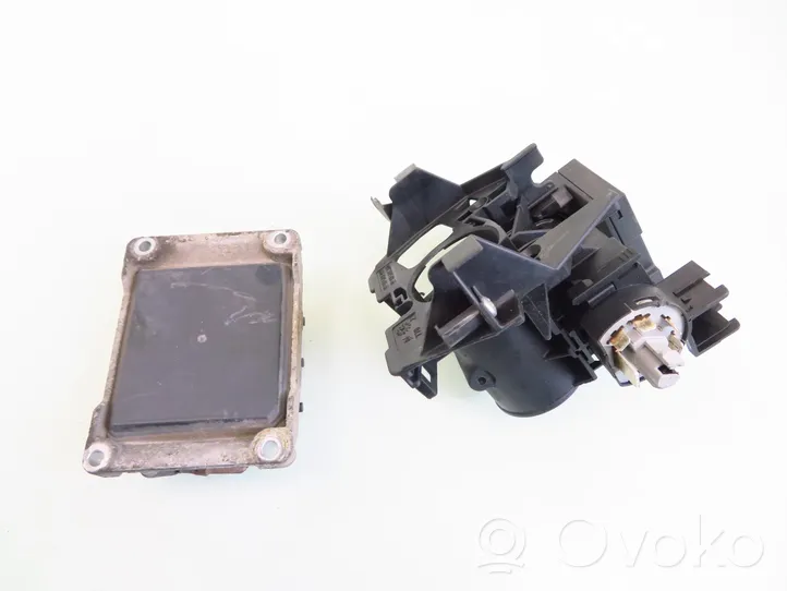 Opel Agila A Unité de commande, module ECU de moteur 0261207423