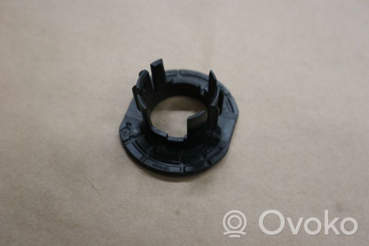 BMW 4 F32 F33 Supporto anteriore per il sensore di parcheggio (PDC) 8054569