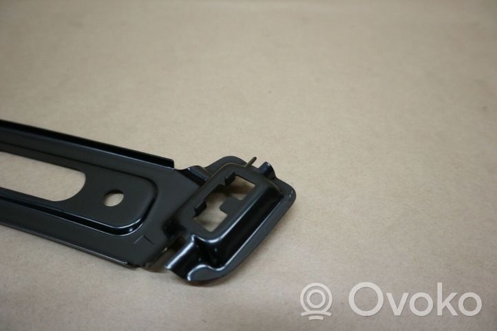 Subaru Impreza II Support de montage de pare-chocs avant 57743FE030